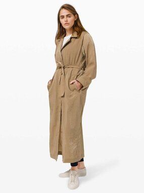 GUC Lululemon Always Effortless Trench Sz4